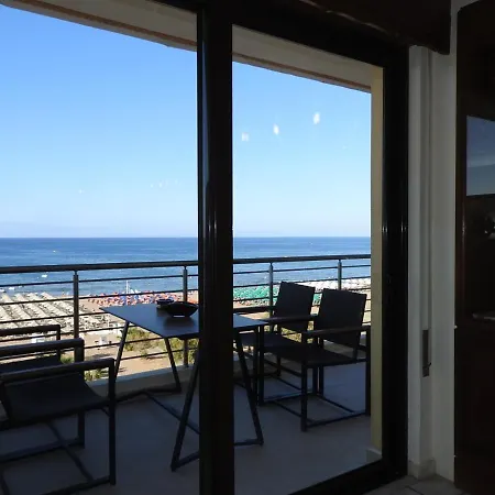Collector Beach Loft Rethimno