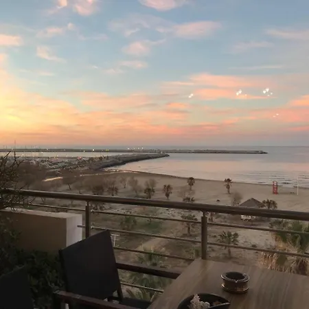 Collector Beach Loft *